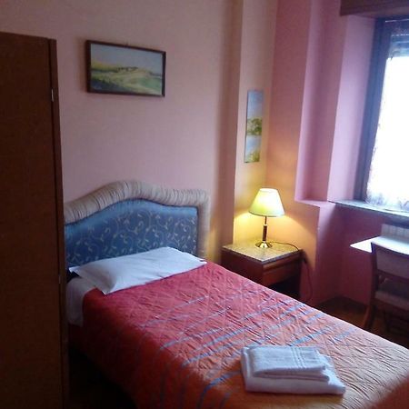 Star One Hotell Milano Eksteriør bilde